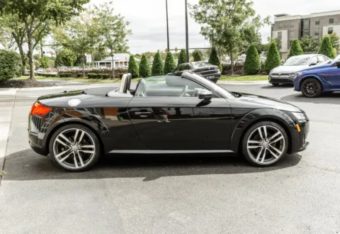 More photos of 2016 Audi TT 2.0T Roadster at Twins Auto of Dublin, OH
