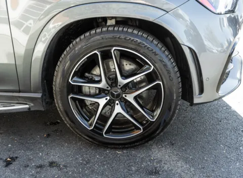 More photos of 2023 Mercedes-Benz GLE 53 AMG at Twins Auto of Dublin, OH