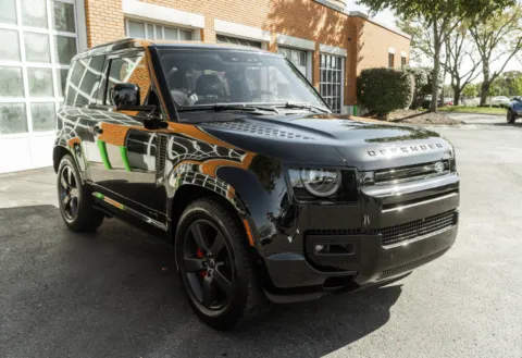 More photos of 2023 Land Rover Defender 90 X at Twins Auto of Dublin, OH