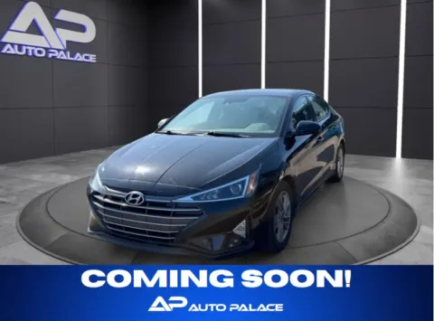 Black 2020 HYUNDAI ELANTRA SEL for sale in Columbus, OH