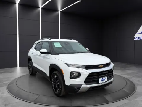Another view of 2023 CHEVROLET TRAILBLAZER LT KBB VALUE 24K WOW for sale in Columbus, OH at Auto Palace