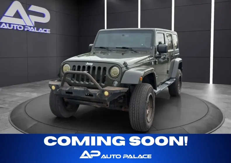 Green 2015 JEEP WRANGLER UNLIMI SAHARA for sale in Columbus, OH