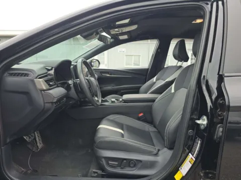 More photos of 2025 TOYOTA CAMRY XSE at Auto Palace, OH