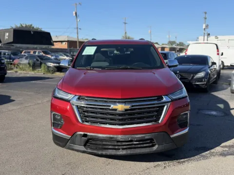 Photos of 2022 CHEVROLET TRAVERSE LT ONLY 29K MI 3RD ROW AWD for sale in Columbus, OH at Auto Palace