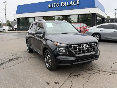 Another view of 2025 HYUNDAI VENUE SEL LOW MILES GAS SAVER CLEAN for sale in Columbus, OH at Auto Palace