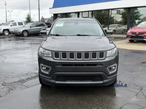 Photos of 2019 JEEP COMPASS LIMITED LEATHER 4X4 CLEAN for sale in Columbus, OH at Auto Palace