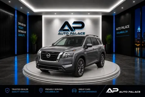 Gray 2022 NISSAN PATHFINDER SV 4X4 3RD ROW GREAT VALUE for sale in Columbus, OH