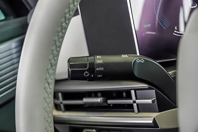 2025 Hyundai Santa Fe SEL - Photo 19