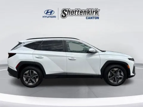 More photos of 2026 Hyundai Tucson SEL Premium at Grand Hyundai of Canton, GA