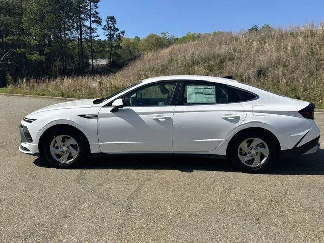 White 2025 Hyundai Sonata SE for sale in Canton, GA