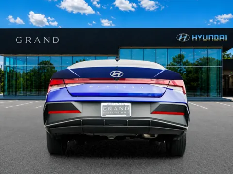 More photos of 2024 Hyundai Elantra SEL at Grand Hyundai of Canton, GA