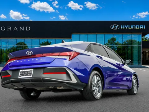More photos of 2024 Hyundai Elantra SEL at Grand Hyundai of Canton, GA