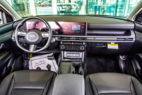 More photos of 2025 Hyundai Tucson Hybrid SEL Convenience at Grand Hyundai of Canton, GA