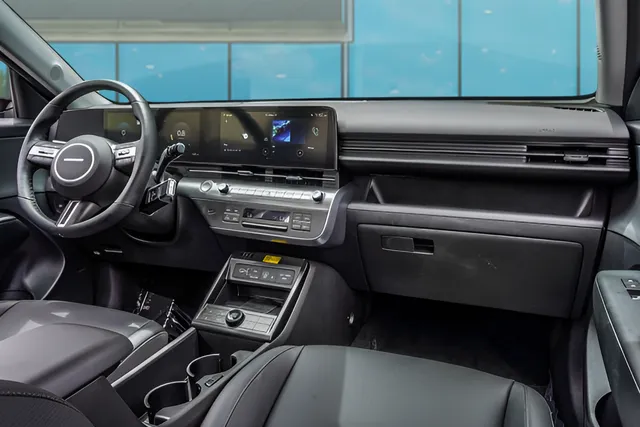 2026 Hyundai Kona Limited - Photo 13