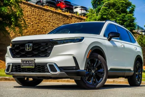 White 2024 Honda CR-V Hybrid Sport Touring for sale in Canton, GA