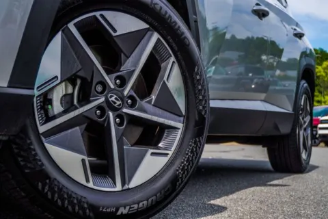 More photos of 2025 Hyundai Tucson SEL Convenience at Grand Hyundai of Canton, GA