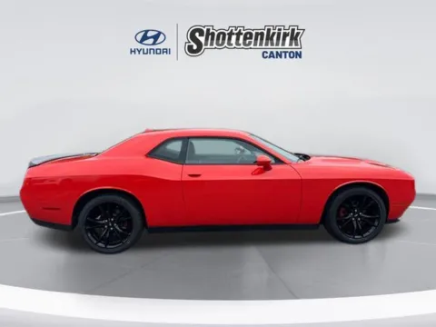 More photos of 2018 Dodge Challenger SXT at Grand Hyundai of Canton, GA