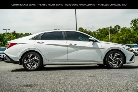 More photos of 2024 Hyundai Elantra SEL at Grand Hyundai of Canton, GA