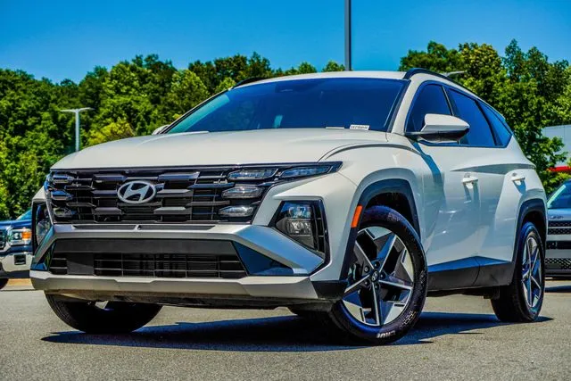 White 2025 Hyundai Tucson SEL for sale in Canton, GA
