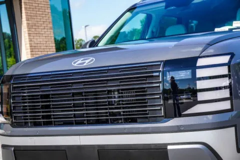 Photos of 2026 Hyundai Palisade Hybrid Blue SEL for sale in Canton, GA at Grand Hyundai of Canton