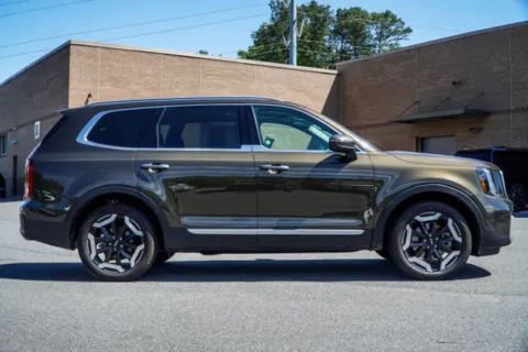 More photos of 2025 Kia Telluride S at Grand Hyundai of Canton, GA