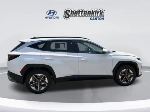 More photos of 2026 Hyundai Tucson SEL Premium at Grand Hyundai of Canton, GA