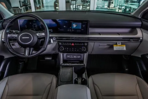 More photos of 2025 Hyundai Tucson Hybrid SEL Convenience at Grand Hyundai of Canton, GA