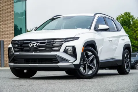 White 2025 Hyundai Tucson SEL for sale in Canton, GA