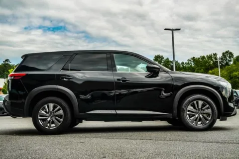 More photos of 2025 Nissan Pathfinder S at Grand Hyundai of Canton, GA