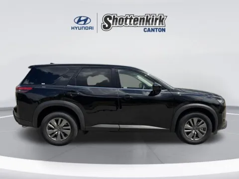 More photos of 2025 Nissan Pathfinder S at Grand Hyundai of Canton, GA
