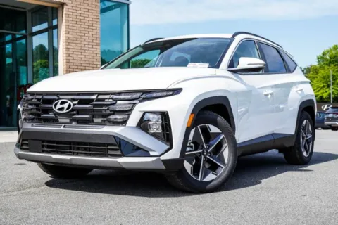 White 2026 Hyundai Tucson SEL Premium for sale in Canton, GA