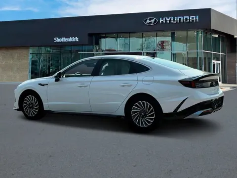 More photos of 2025 Hyundai Sonata Hybrid SEL at Grand Hyundai of Canton, GA