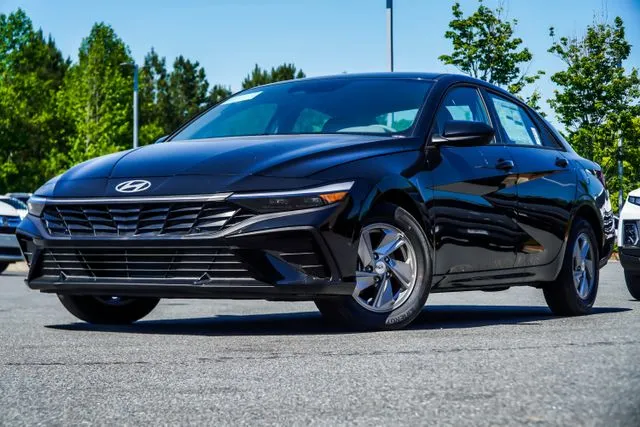 Black 2026 Hyundai Elantra SE for sale in Canton, GA