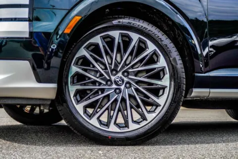 Another view of 2026 Hyundai Palisade Hybrid Calligraphy for sale in Canton, GA at Grand Hyundai of Canton