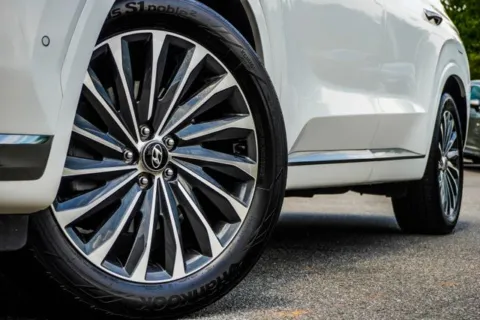 More photos of 2024 Hyundai Palisade Calligraphy at Grand Hyundai of Canton, GA