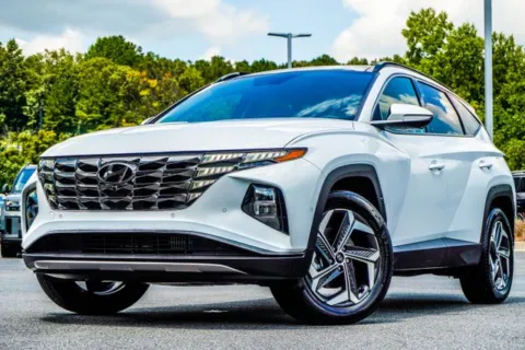 White 2024 Hyundai Tucson Hybrid Limited for sale in Canton, GA