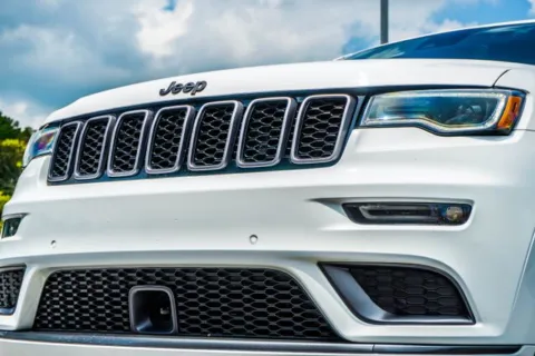 Photos of 2019 Jeep Grand Cherokee Overland for sale in Canton, GA at Grand Hyundai of Canton