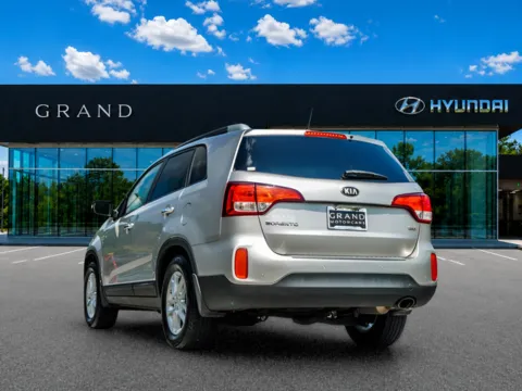 More photos of 2014 Kia Sorento LX at Grand Hyundai of Canton, GA