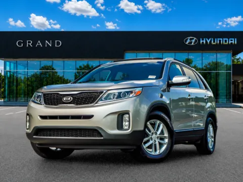 Gray 2014 Kia Sorento LX for sale in Canton, GA