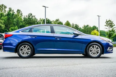 More photos of 2017 Hyundai Sonata SE at Grand Hyundai of Canton, GA
