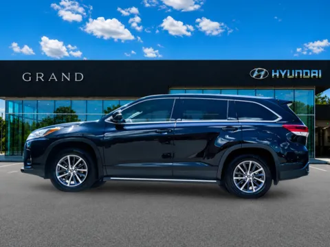 Another view of 2019 Toyota Highlander XLE for sale in Canton, GA at Grand Hyundai of Canton