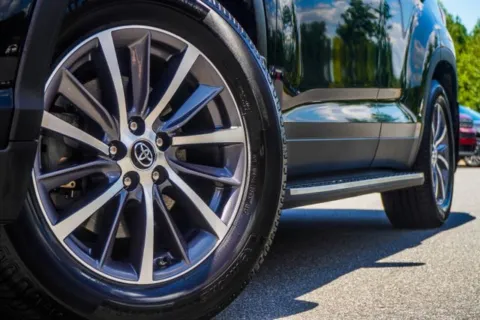 Another view of 2019 Toyota Highlander XLE for sale in Canton, GA at Grand Hyundai of Canton
