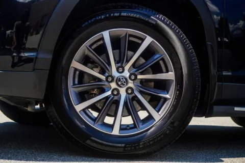 Photos of 2019 Toyota Highlander XLE for sale in Canton, GA at Grand Hyundai of Canton