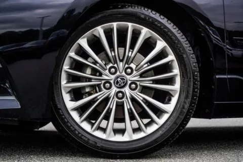 Another view of 2020 Toyota Avalon Limited for sale in Canton, GA at Grand Hyundai of Canton
