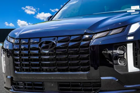Photos of 2025 Hyundai Palisade Calligraphy Night Edition for sale in Canton, GA at Grand Hyundai of Canton