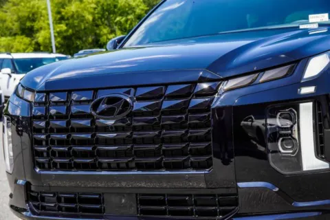 Photos of 2025 Hyundai Palisade Calligraphy Night Edition for sale in Canton, GA at Grand Hyundai of Canton