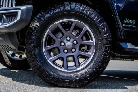 Photos of 2022 Jeep Gladiator Overland for sale in Canton, GA at Grand Hyundai of Canton
