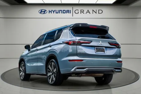 More photos of 2025 Mitsubishi Outlander SEL at Grand Hyundai of Canton, GA