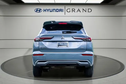 More photos of 2025 Mitsubishi Outlander SEL at Grand Hyundai of Canton, GA