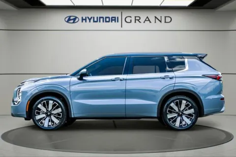 Another view of 2025 Mitsubishi Outlander SEL for sale in Canton, GA at Grand Hyundai of Canton